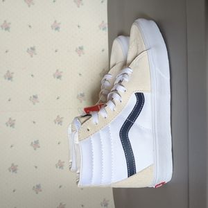 SOLD Vans Classic Sport Sk8-Hi Dress Shoes Mens Size 5.5 / Women 7